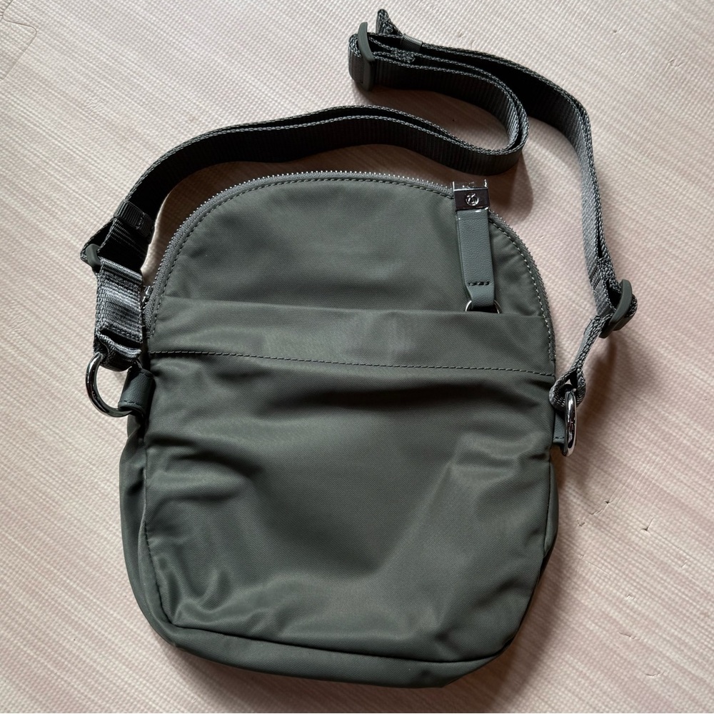 lululemon athletica All Night Festival Bag - Gray Sage *Rare Release* - Picture 8 of 11